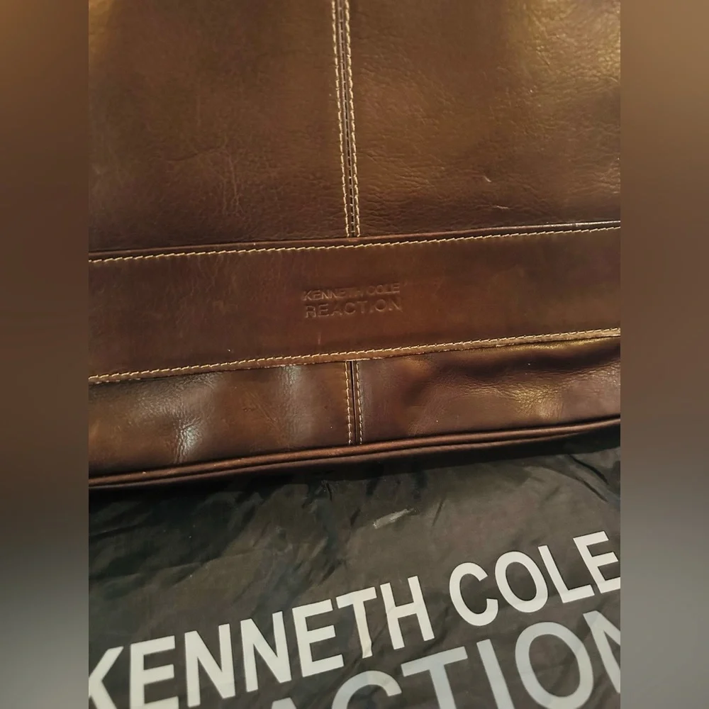 GUC - Kenneth Cole Reaction Briefcase